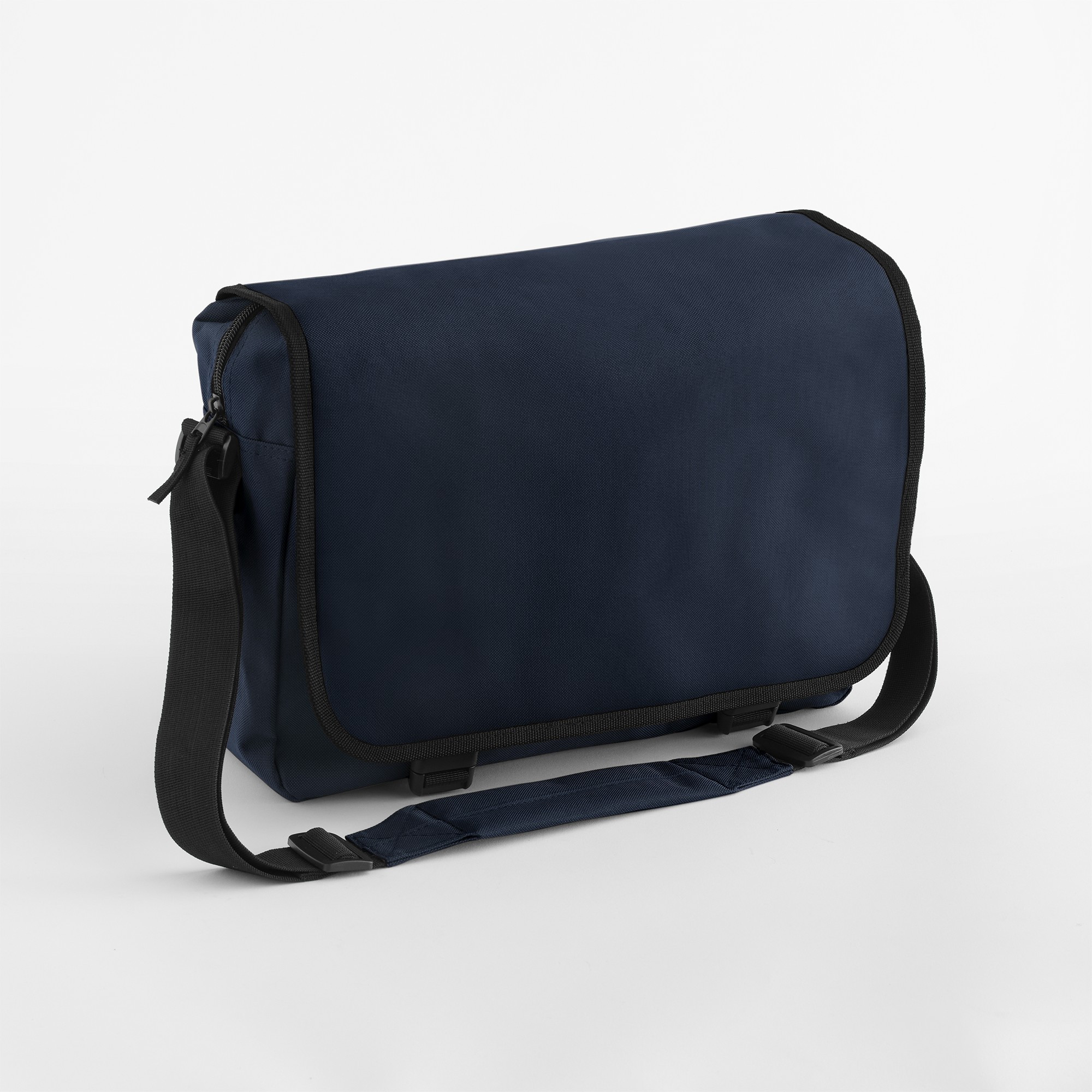 MESSENGER BAG