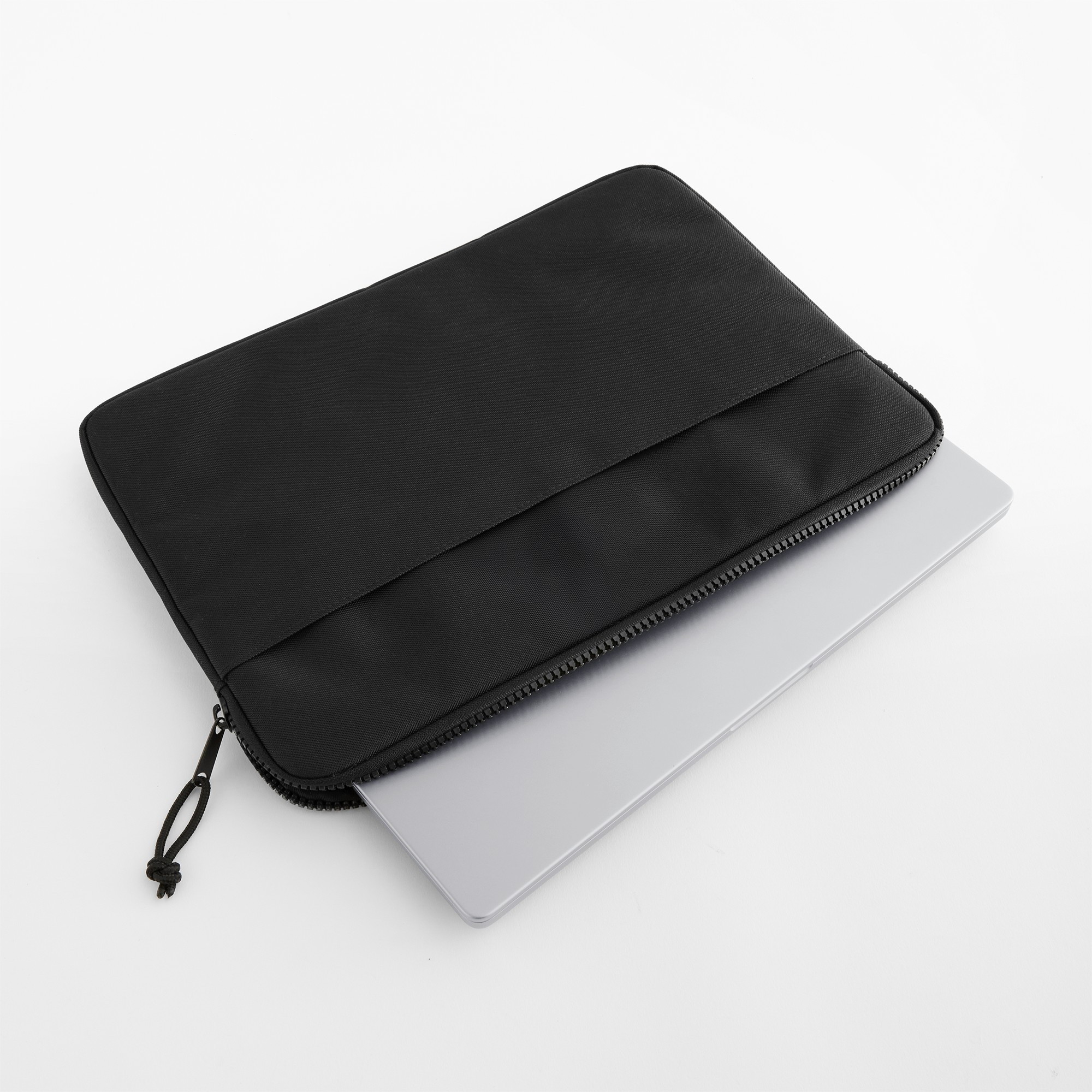 ESSENTIAL 15" LAPTOP CASE