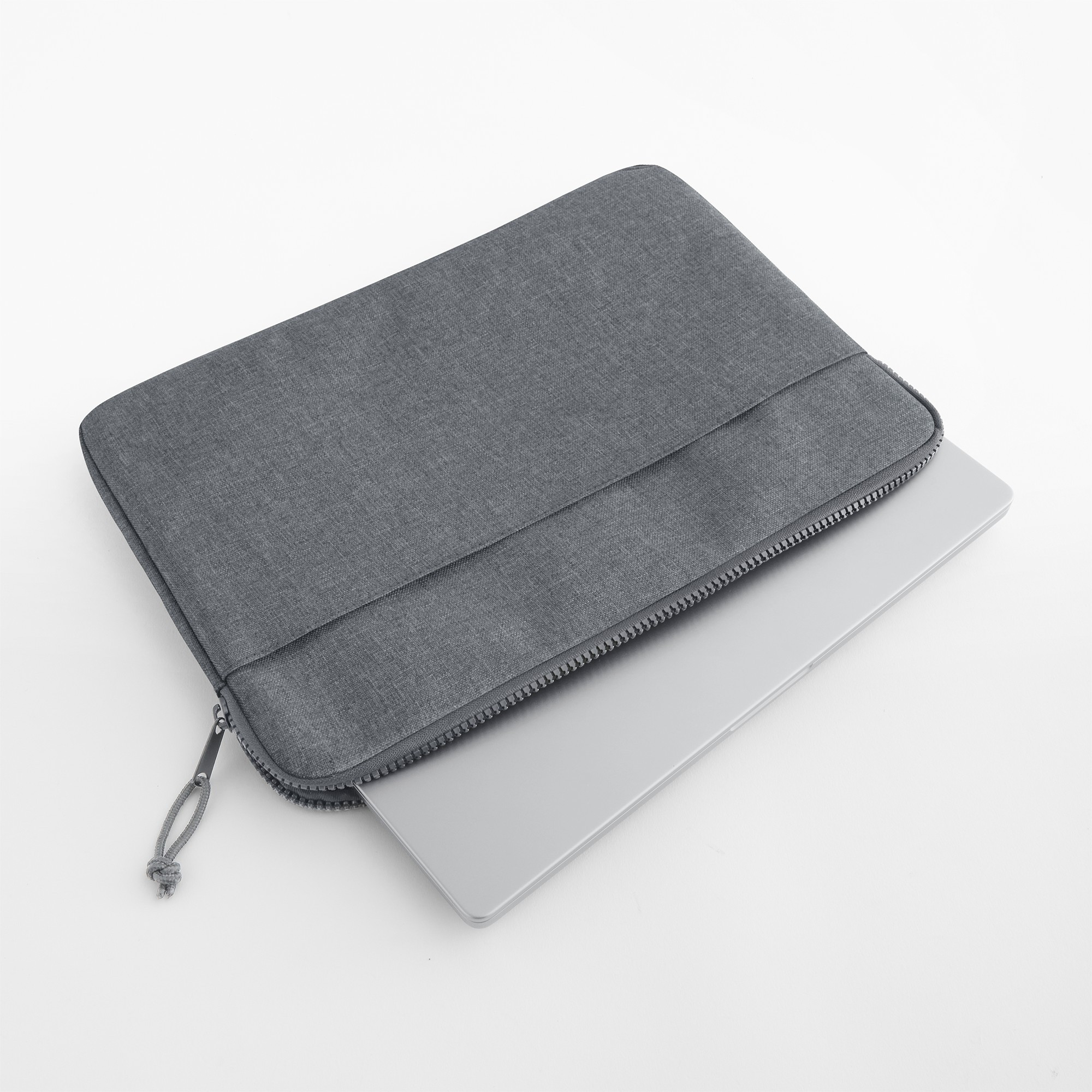 ESSENTIAL 15" LAPTOP CASE